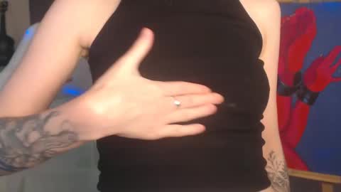 Fascinating   Eyes online show from September 2025 06:22:02 PM