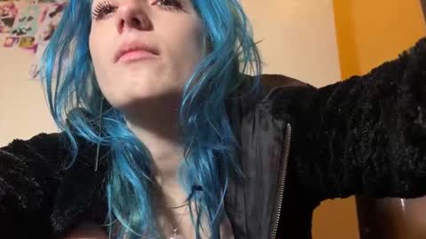 Gattino online show from November 2025 04:30:01 PM