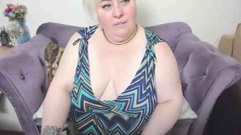 Snapshot of fashiona chatting on March 2026 08:57:01 PM fashiona online show from March 2026 08:57:01 PM