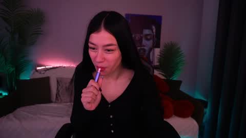 Snapshot of fatalenellie chatting on April 2026 09:12:02 PM Nellie online show from April 2026 09:12:02 PM