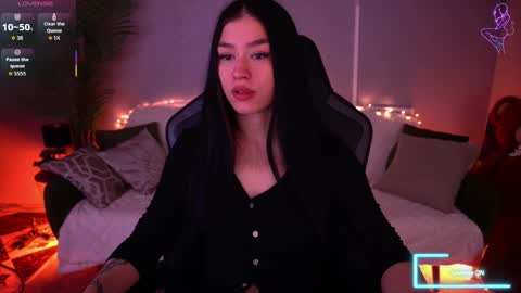 Snapshot of fatalenellie chatting on April 2026 09:27:01 PM Nellie online show from April 2026 09:27:01 PM