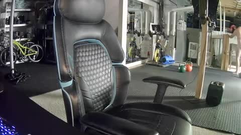 Snapshot of fatdick4u2c81 chatting on October 2025 03:42:01 PM fatdick4u2c81 online show from October 2025 03:42:01 PM