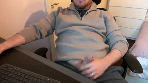 John Long online show from November 2025 09:31:02 AM