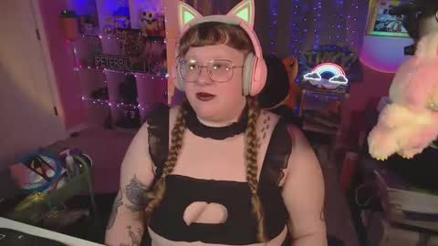 Snapshot of fatveronica chatting on February 2026 06:00:02 PM FatVeronica online show from February 2026 06:00:02 PM