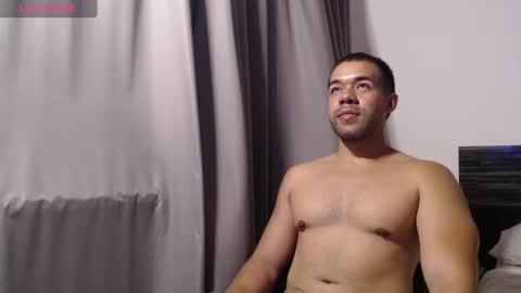 Snapshot of faustosaenz chatting on March 2025 08:10:02 PM FAUSTO online show from March 2025 08:10:02 PM