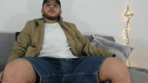 favid95 online show from January 2025 08:58:02 PM