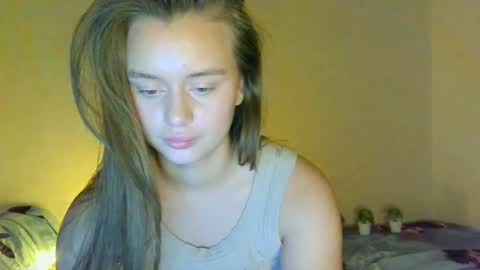 Snapshot of favorite_lovely_geneva chatting on December 2024 12:56:02 PM Jasminefeelings online show from December 2024 12:56:02 PM