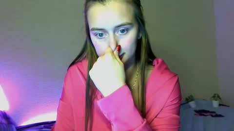 Snapshot of favorite_lovely_geneva chatting on February 2025 06:43:02 PM Jasminefeelings online show from February 2025 06:43:02 PM