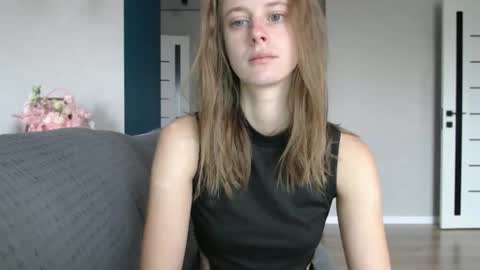 favoriteyour online show from October 2025 04:23:02 AM