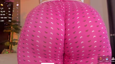 Snapshot of fay_miller2 chatting on December 2024 12:52:02 AM welcome to my world  online show from December 2024 12:52:02 AM