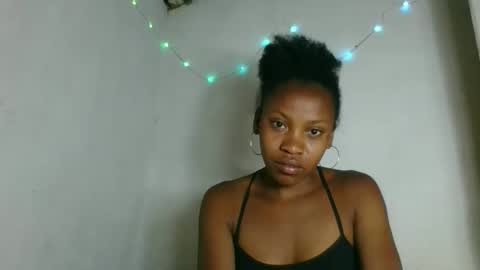 Snapshot of fayence09 chatting on November 2025 10:12:01 PM fayence09 online show from November 2025 10:12:01 PM