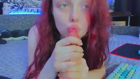 Diva online show from November 2025 02:11:01 AM