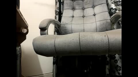 Snapshot of feedmydick chatting on December 2024 05:26:01 PM feedmydick online show from December 2024 05:26:01 PM