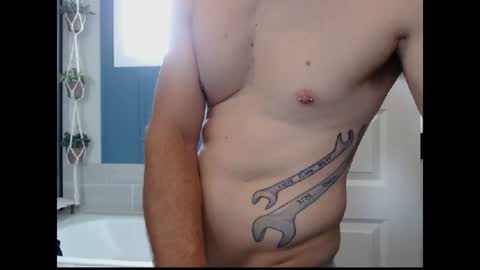 Snapshot of feelnswell424 chatting on July 2026 03:14:02 PM Nick online show from July 2026 03:14:02 PM