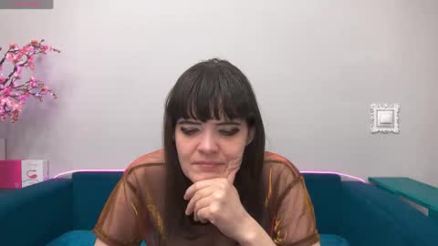 Laura online show from May 2026 11:21:01 PM