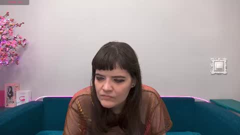 Snapshot of feelsgoodwoman chatting on July 2026 05:14:01 AM Laura online show from July 2026 05:14:01 AM