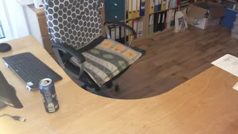 Snapshot of feet4u_barefooter chatting on June 2026 07:28:02 PM feet4u_barefooter online show from June 2026 07:28:02 PM