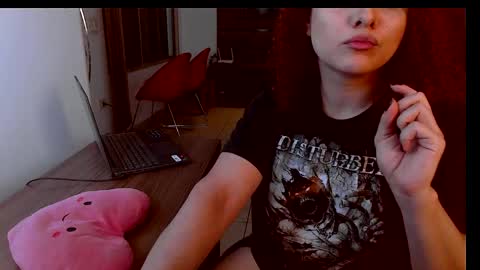 Diane New profile  online show from December 2025 09:53:02 PM