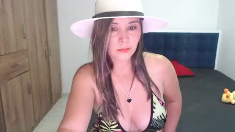 FeliciaGold online show from June 2026 12:02:01 AM
