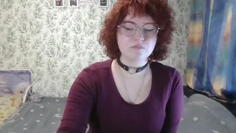 Snapshot of felicity_play chatting on April 2026 06:18:01 AM felicity_play online show from April 2026 06:18:01 AM