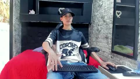 felipe fiire online show from May 2026 01:59:01 PM