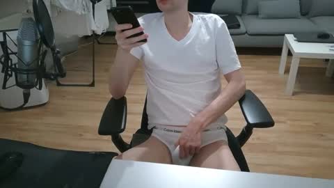 felixsagg online show from December 2024 05:55:01 PM