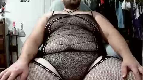 Snapshot of fellowshipmyass chatting on November 2025 05:28:02 AM fellowshipmyass online show from November 2025 05:28:02 AM