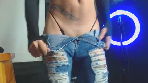 Snapshot of fem666skynny chatting on October 2025 03:05:02 PM fem666skynny online show from October 2025 03:05:02 PM