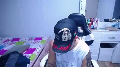 Snapshot of femboy666sixx_ chatting on March 2026 01:27:02 AM GABY666 online show from March 2026 01:27:02 AM