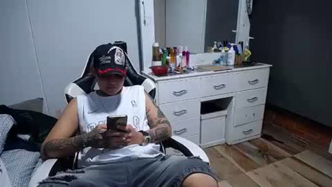 Snapshot of femboy666sixx_ chatting on March 2026 01:33:01 PM GABY666 online show from March 2026 01:33:01 PM