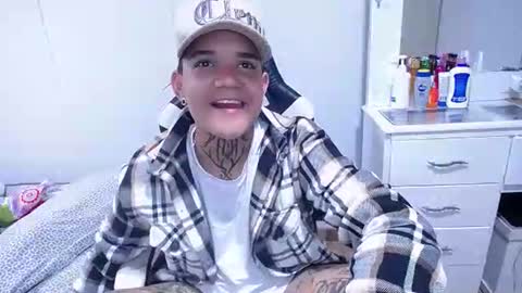 Snapshot of femboy666sixx_ chatting on March 2026 01:00:02 PM GABY666 online show from March 2026 01:00:02 PM