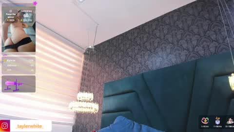 Snapshot of femboy_max chatting on April 2026 07:07:02 PM Femboy Max online show from April 2026 07:07:02 PM