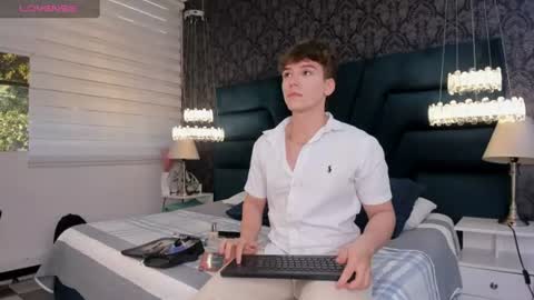 Femboy Max online show from June 2026 11:42:01 AM