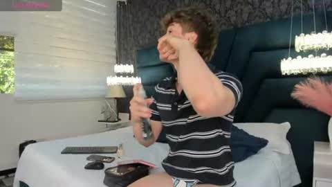 Femboy Max online show from June 2026 11:54:02 AM