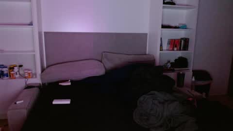 Snapshot of femboyflowers chatting on September 2025 07:30:02 AM femboyflowers online show from September 2025 07:30:02 AM