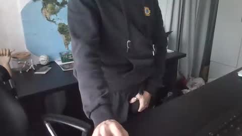 Snapshot of femdomsubby chatting on October 2025 07:49:01 AM femdomsubby online show from October 2025 07:49:01 AM