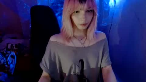 fempue online show from April 2026 05:19:08 AM