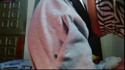 Snapshot of fenixmfx chatting on April 2026 07:03:02 PM Fenix online show from April 2026 07:03:02 PM