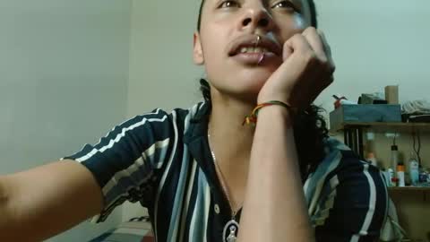 Snapshot of fenixmfx chatting on April 2026 08:37:01 PM Fenix online show from April 2026 08:37:01 PM