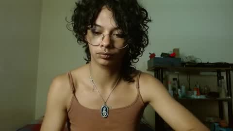 Snapshot of fenixmfx chatting on April 2026 12:08:02 PM Fenix online show from April 2026 12:08:02 PM