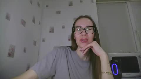 feraliss online show from March 2026 06:51:02 PM