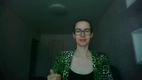 feraliss online show from May 2026 10:23:01 AM