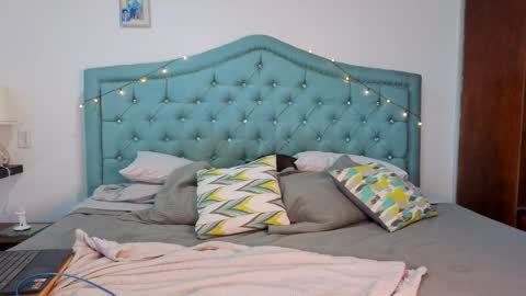 Snapshot of fergiecienta chatting on April 2026 12:21:01 PM fergiecienta online show from April 2026 12:21:01 PM