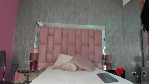 FER online show from December 2025 12:03:02 PM