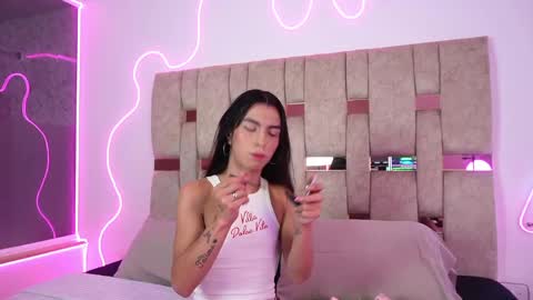 Snapshot of fernanda_thail_ chatting on April 2026 07:31:02 PM fernanda_thail_ online show from April 2026 07:31:02 PM