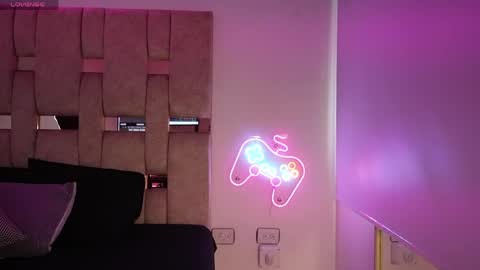 Snapshot of fernanda_thail_ chatting on April 2026 07:29:02 PM fernanda_thail_ online show from April 2026 07:29:02 PM