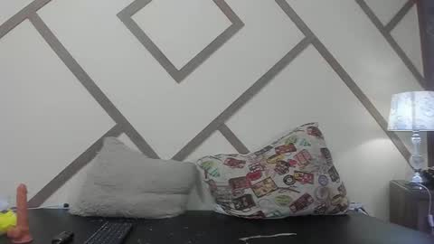 Fernandaclar online show from April 2026 06:19:01 AM