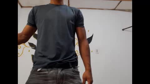 fernandez_latinblack online show from February 2025 03:31:02 PM