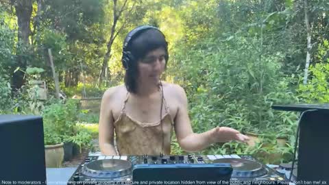 Fern next stream 430pm Monday PST online show from November 2025 06:02:02 AM