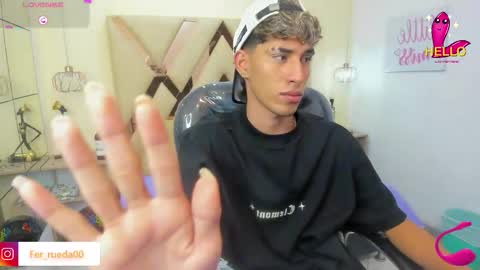 Snapshot of ferphoenix_ chatting on November 2025 03:19:01 AM FER PHOENIX online show from November 2025 03:19:01 AM